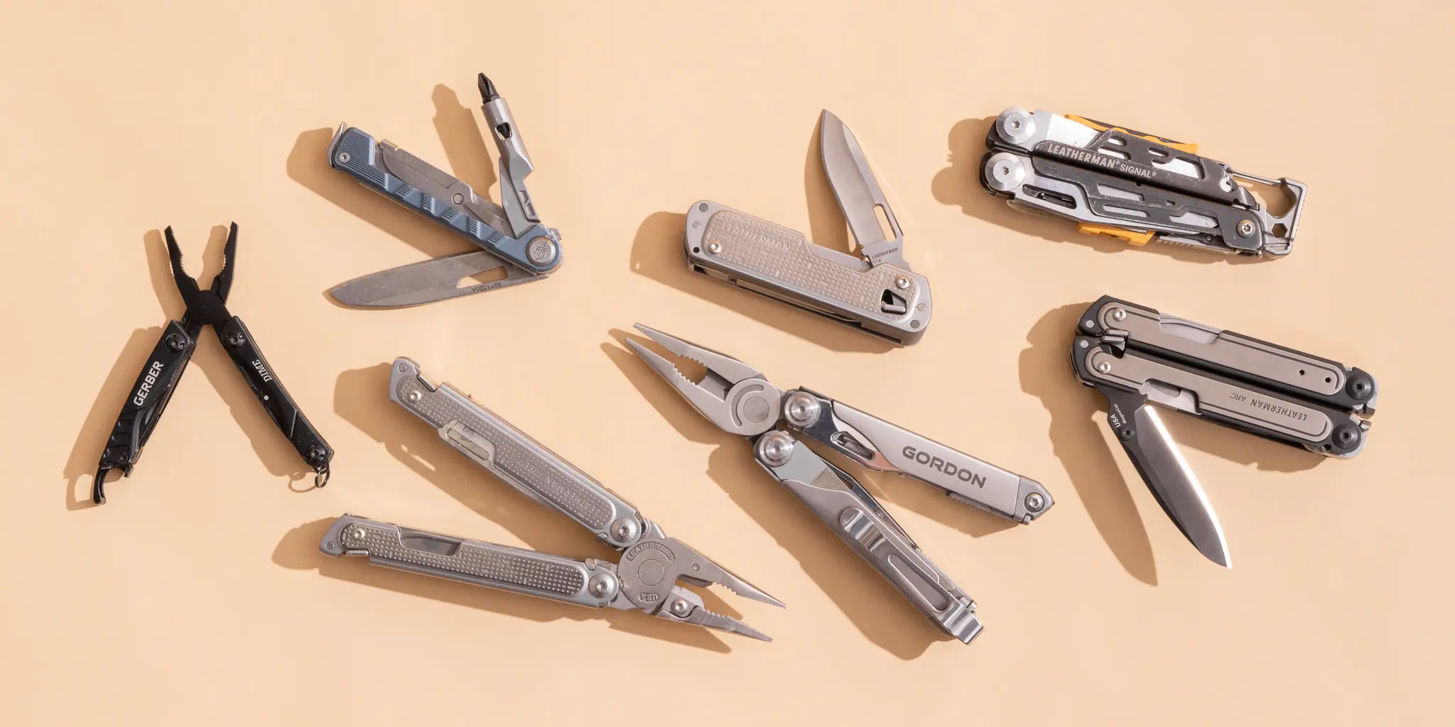Folding Knives and Multi-Tools: Essential Tools for Everyday and Outdoor Use 1 Folding Knives and Multi Tools Essential Tools for Everyday and Outdoor Use