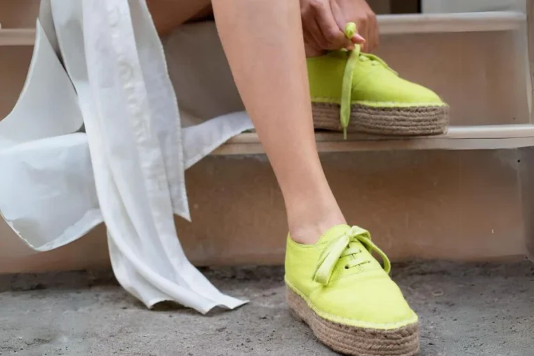 The Timeless Appeal of Women’s Flats: Versatility and Comfort Combined